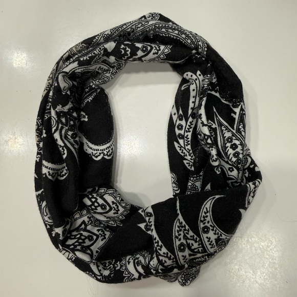 Set of Four Patterned Headbands - Picture 3 of 5